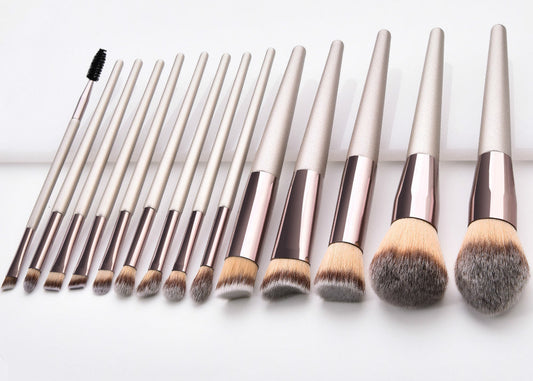 Makeup brushes